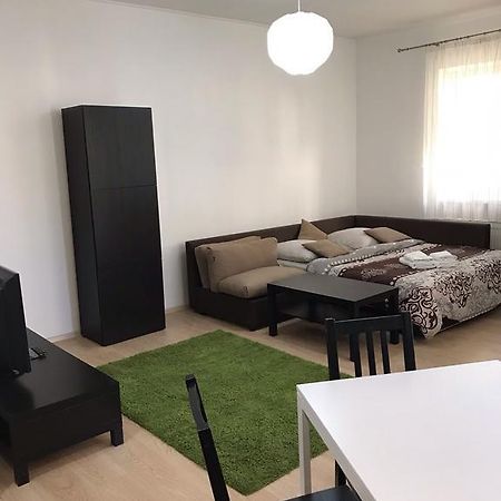 GIL apartment квартира студия в самом центре пл Петефи Ужгород Екстериор снимка
