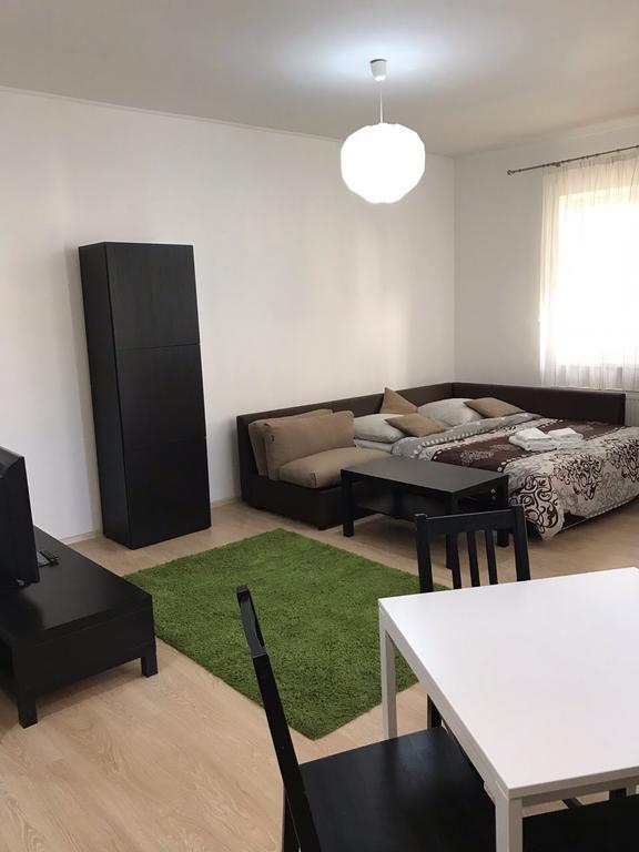GIL apartment квартира студия в самом центре пл Петефи Ужгород Екстериор снимка